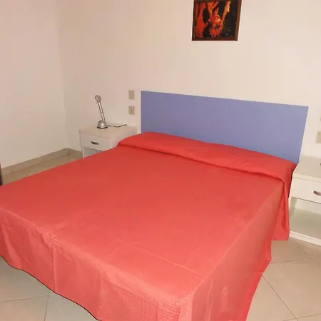 In A With Garden Apartamento